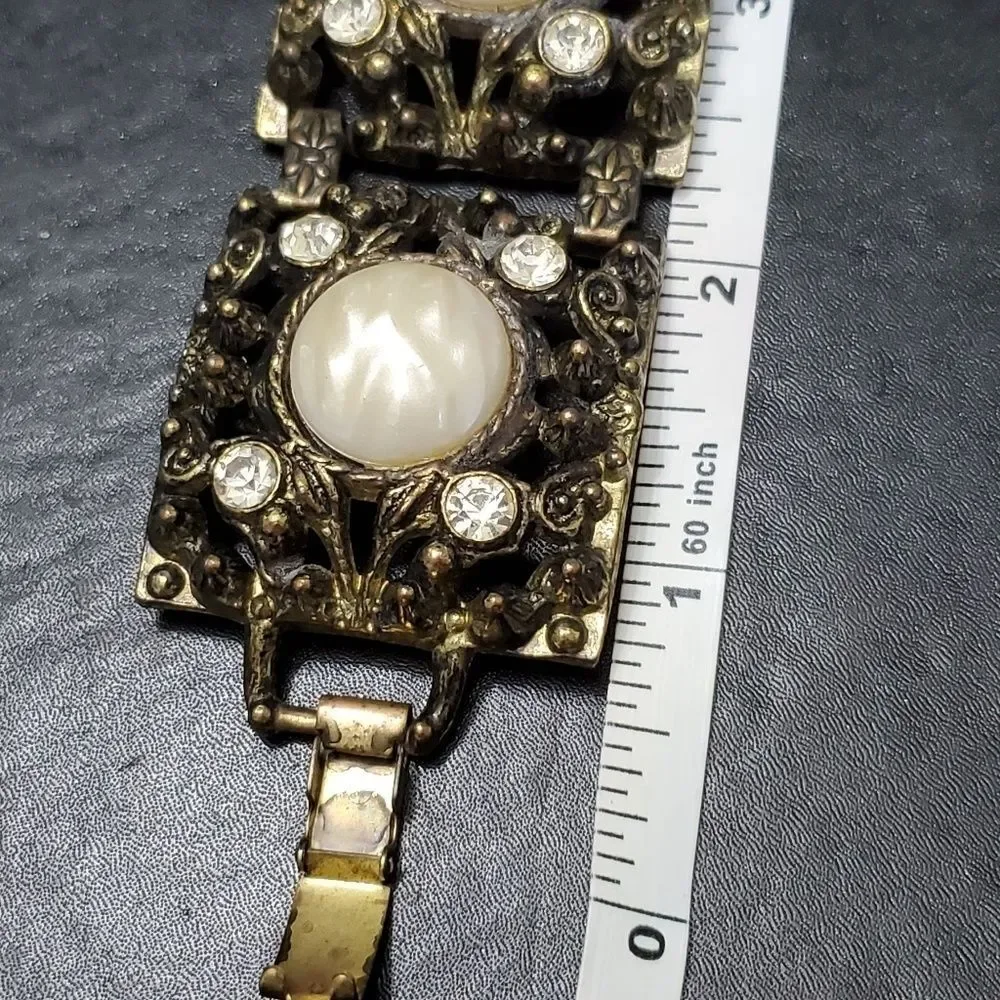 Vintage gold tone chunky bracelet 7